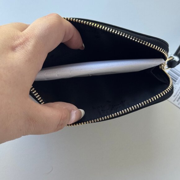 NWT Kate Spade Black Lucy Small L-zip Wristlet - Picture 5 of 8